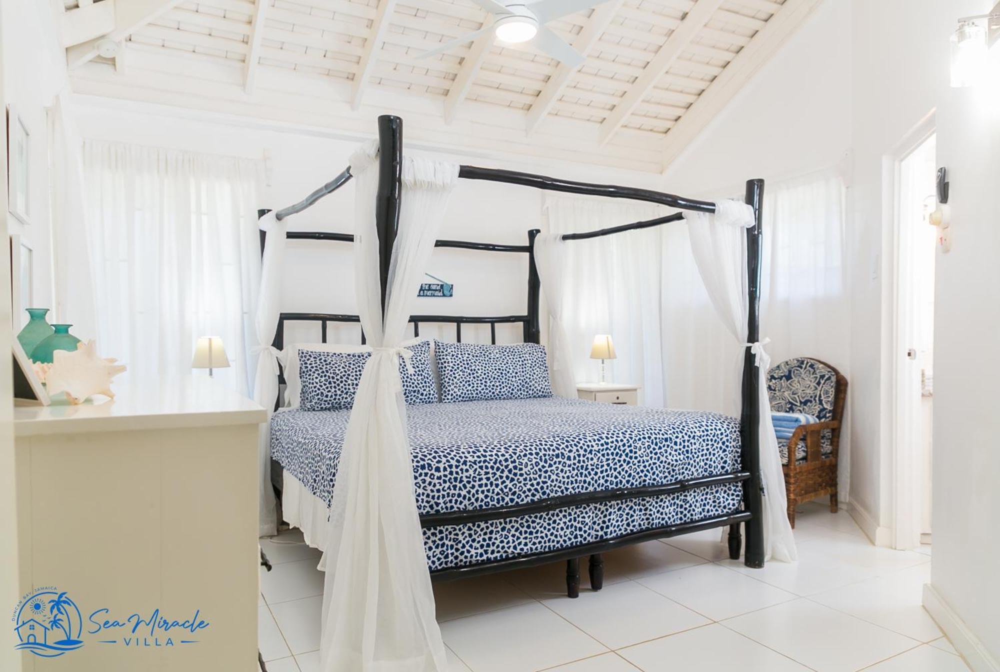 Sea Miracle Villa/Beach Cottage Silver Sands Екстериор снимка